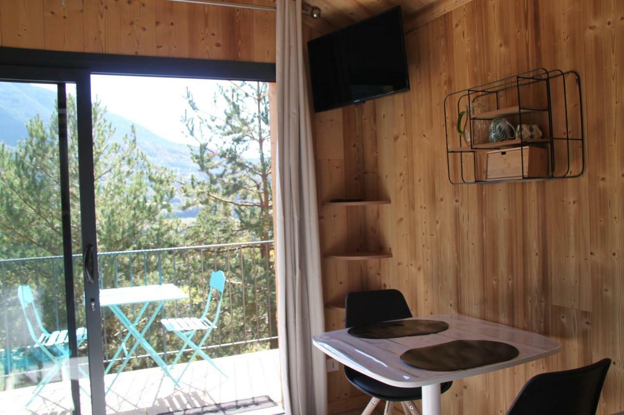 Clos Shambhala-Chalet D'Hotes Saint-Jean-Saint-Nicolas Exterior foto